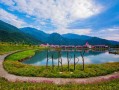 乐山别只顾着看大佛，世豪这块宝地才叫一个舒坦