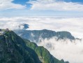 稻城亚丁的七月，我劝你千万别来