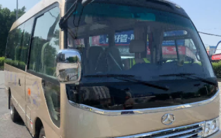 19座江铃旅游车