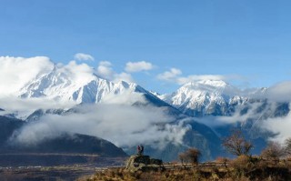 嫩恩桑措简介，嫩恩桑措旅游攻略
