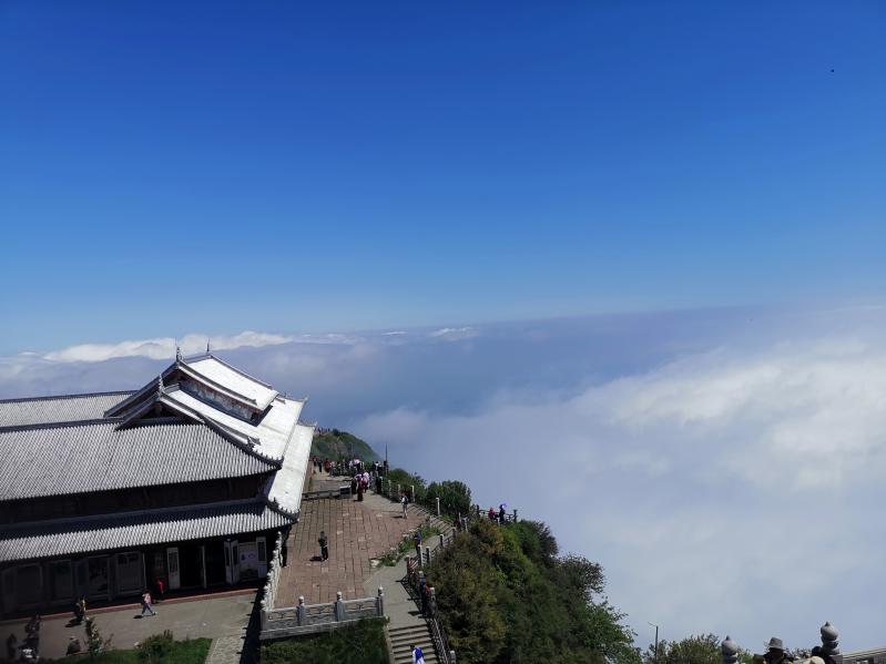 峨眉山金顶观光车限量发售-第2张图片-四川省中国青年旅行社 峨眉山金顶观光车限量发售-第2张图片-四川省中国青年旅行社