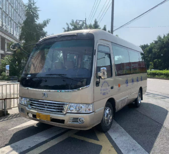 19座江铃旅游车-第3张图片-四川省中国青年旅行社 19座江铃旅游车-第3张图片-四川省中国青年旅行社