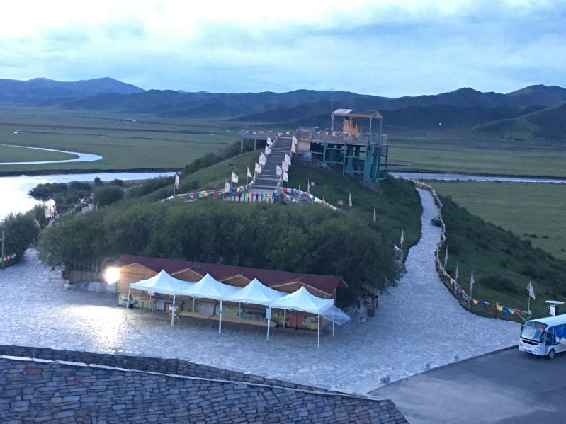月亮湾简介,月亮湾旅游攻略-第2张图片-四川省中国青年旅行社 月亮湾简介,月亮湾旅游攻略-第2张图片-四川省中国青年旅行社