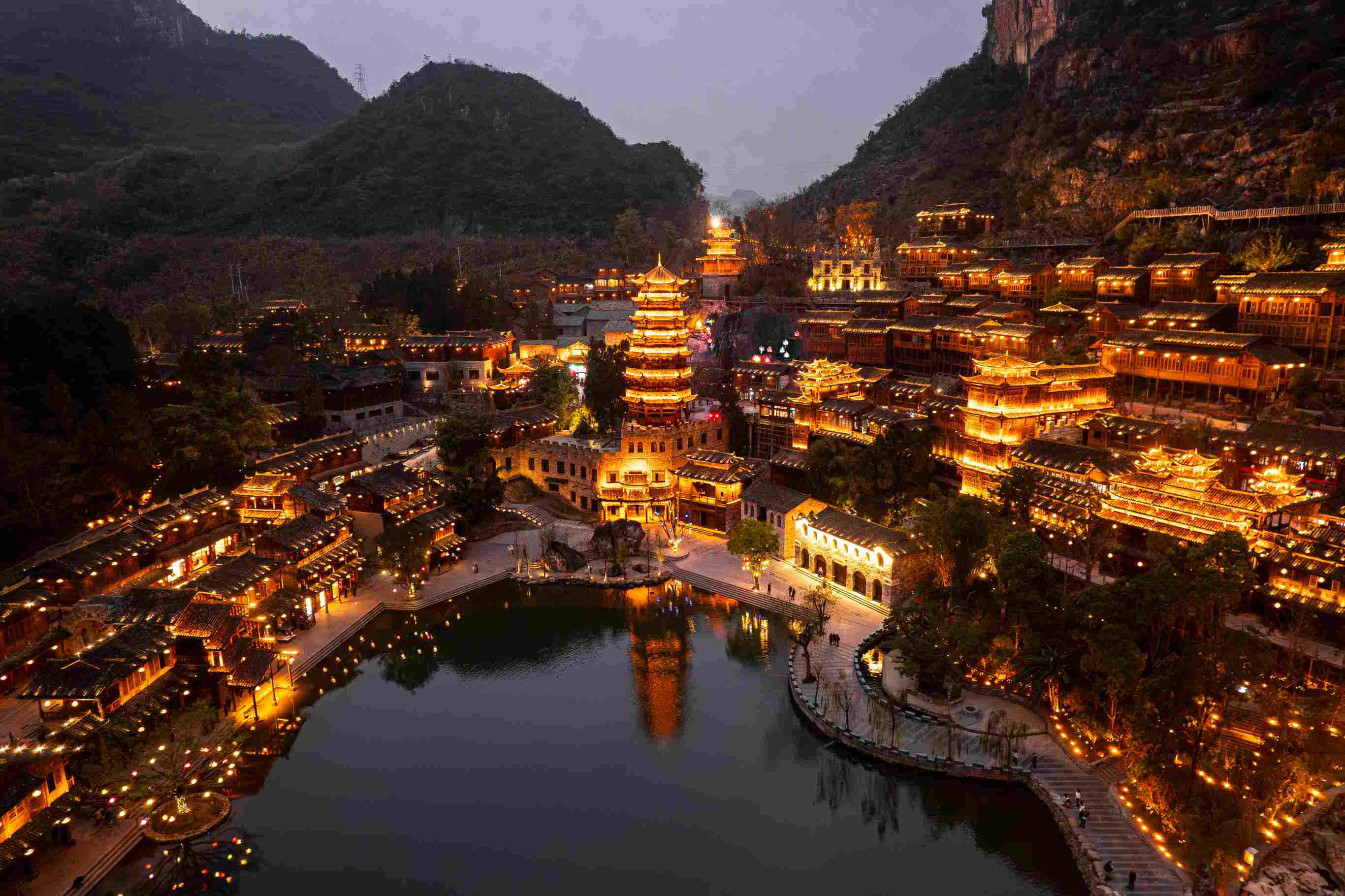 2026年6月26日贵州旅游新闻:暑期避暑市场持续升温 影旅联动邀客畅游多彩贵州-第2张图片-四川省中国青年旅行社 2026年6月26日贵州旅游新闻:暑期避暑市场持续升温 影旅联动邀客畅游多彩贵州-第2张图片-四川省中国青年旅行社